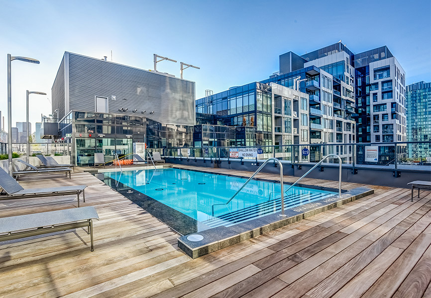 Rooftop pool at Minto Apartments Niagara West